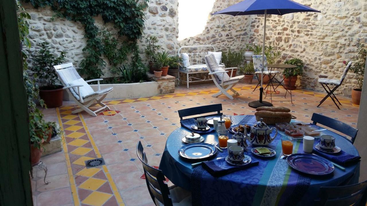 La Maison De St Victor Bed & Breakfast Saint-Victor-de-Malcap Exterior photo