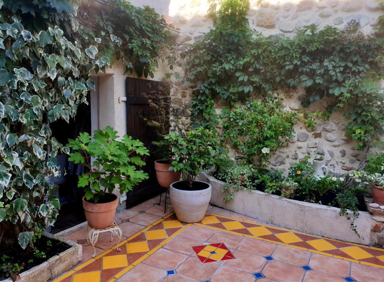 La Maison De St Victor Bed & Breakfast Saint-Victor-de-Malcap Exterior photo